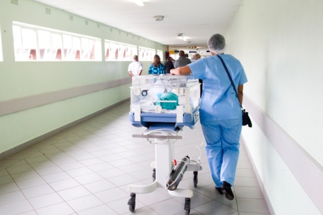 Découvrir l&rsquo;hôpital gériatrique : guide pratique pour votre première visite